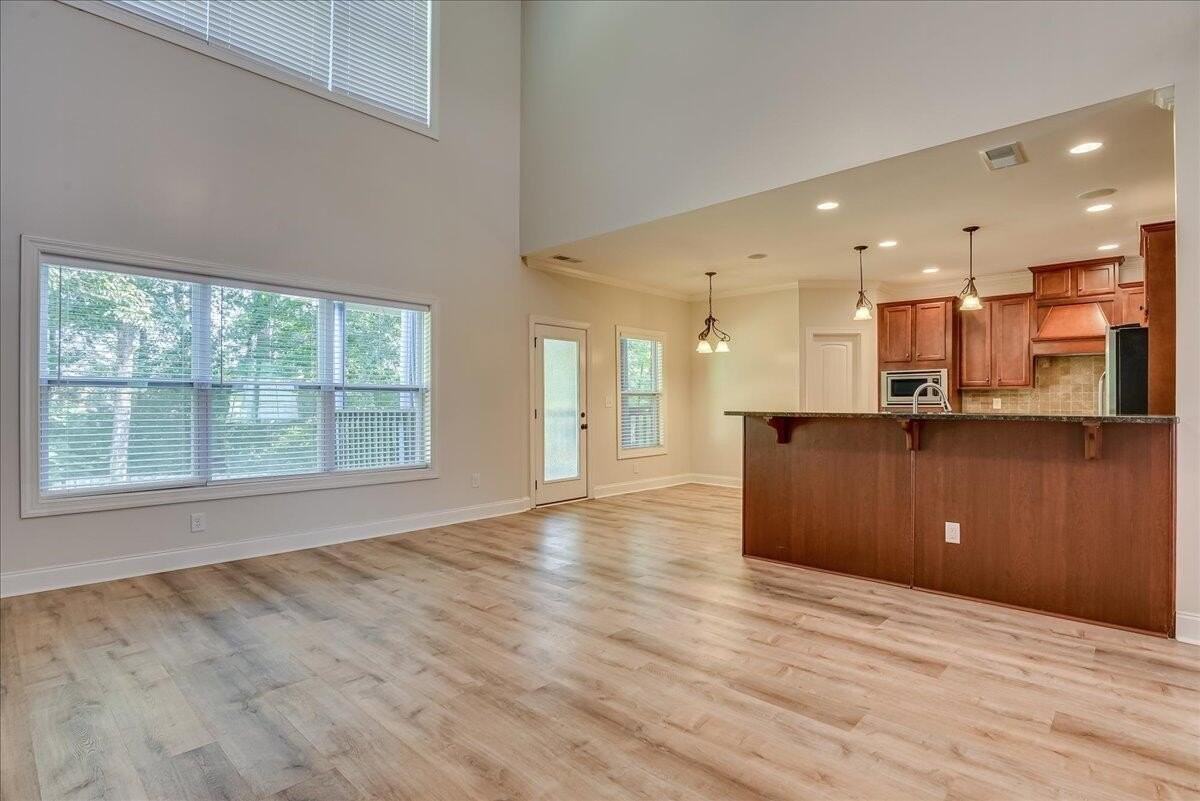 1509 Old Spruce Ln - Photo 7 of 39