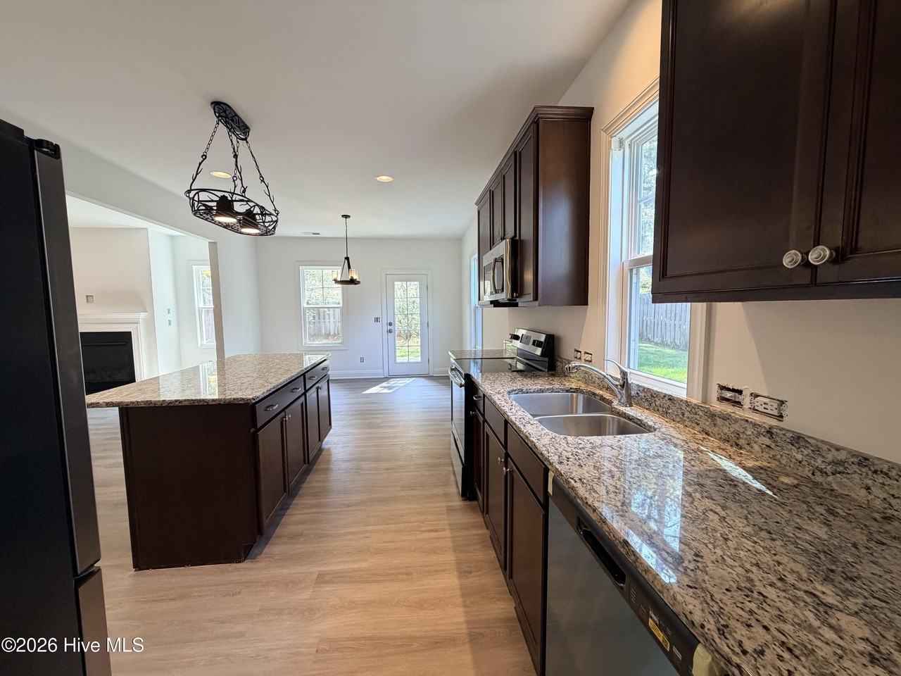4185 Murdocksville Rd - Photo 6 of 50
