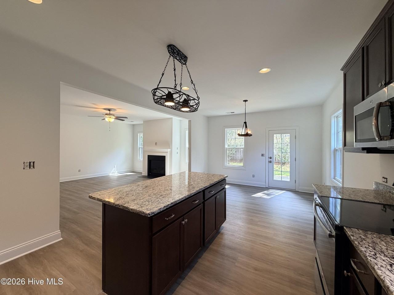 4185 Murdocksville Rd - Photo 7 of 50