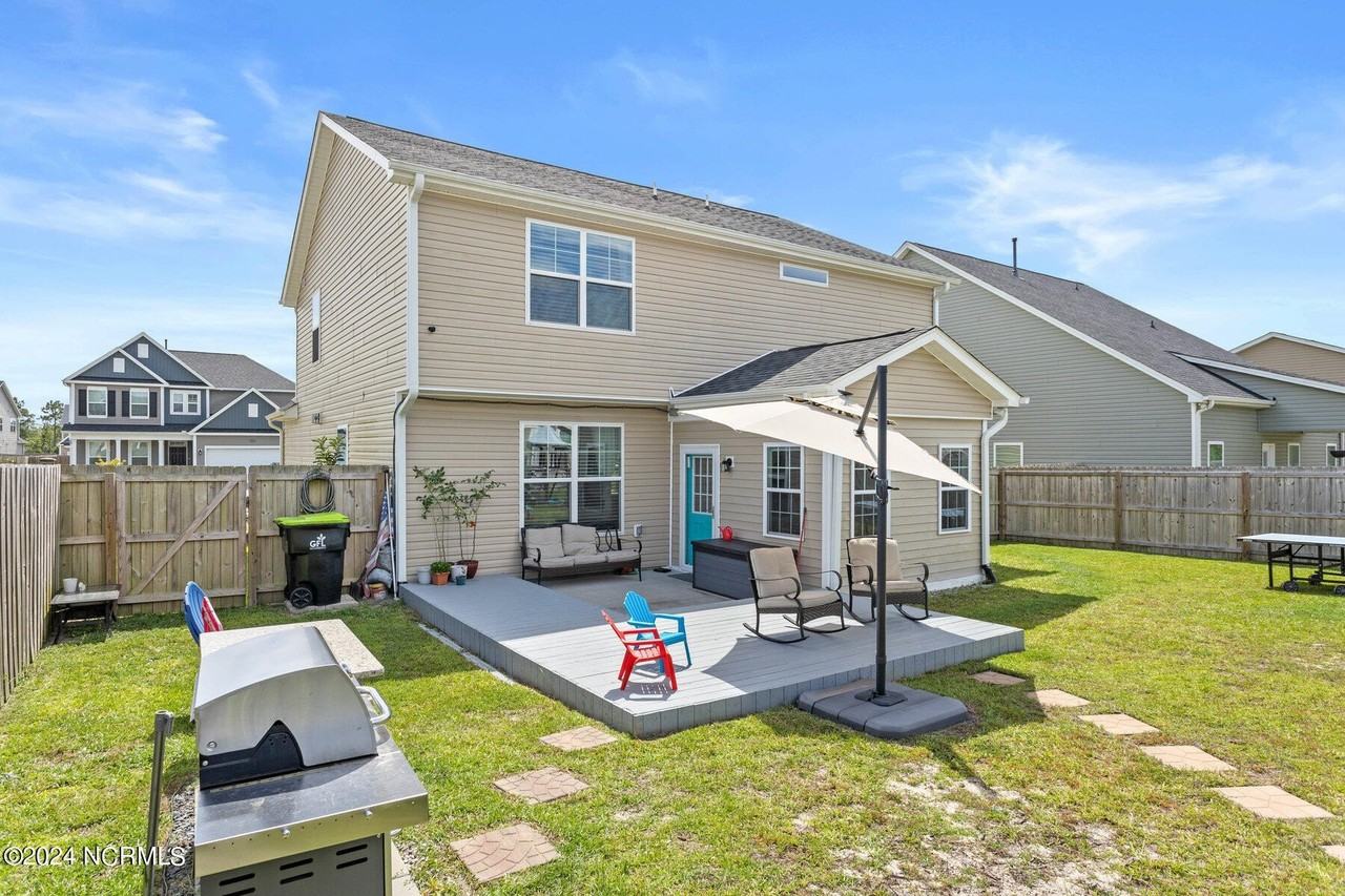 7813 Waterwillow Dr - Photo 3 of 42