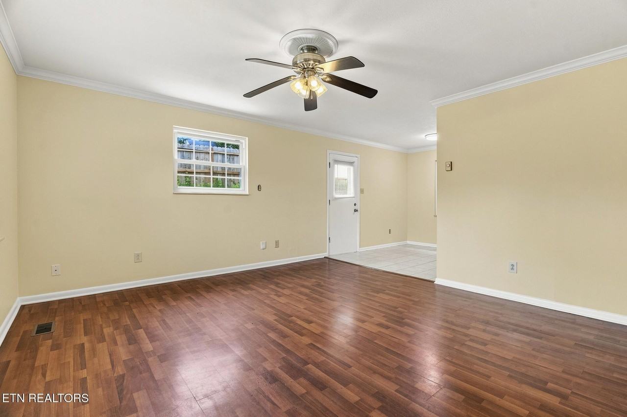 4400 Wells Rd - Photo 5 of 21