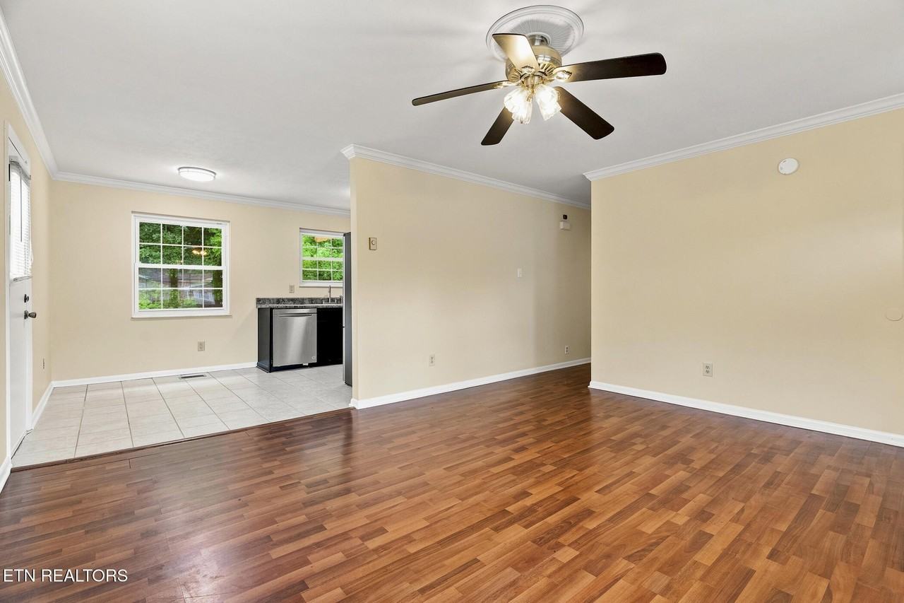 4400 Wells Rd - Photo 6 of 21