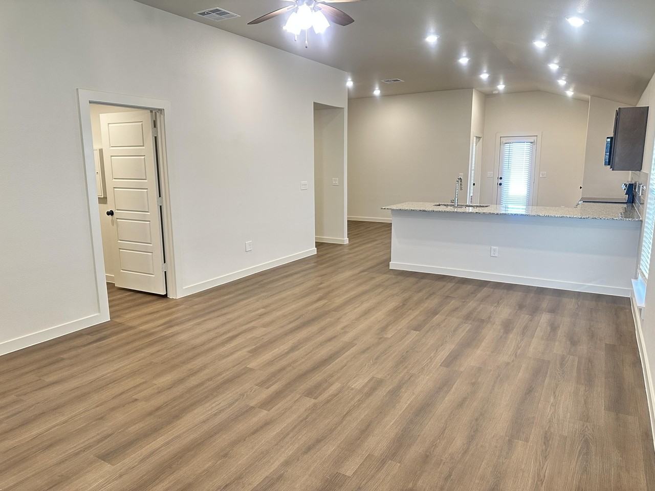 Fulton Ave - Photo 3 of 18