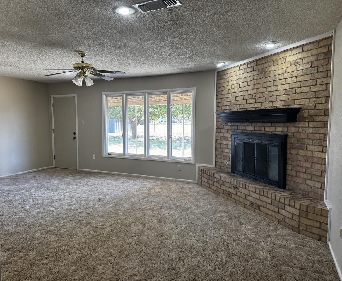 17917 County Road 2130 - Photo 6 of 18