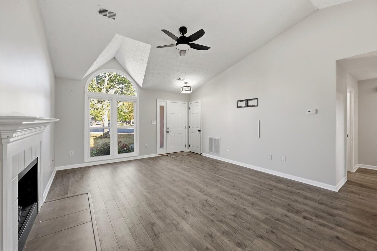 3624 Cottage Cir - Photo 6 of 23
