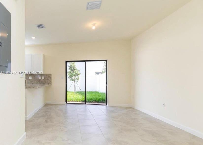 10575 W 33rd Way #10575 - Photo 2 of 8
