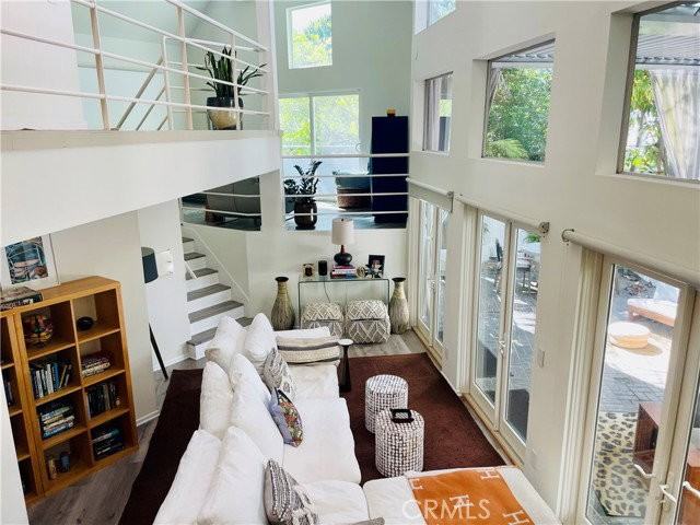 8235 Sunnysea Dr - Photo 3 of 8