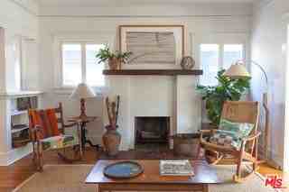 125 Wavecrest Ave - Photo 4 of 8