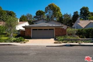 1430 Avenida De Cortez - Photo 2 of 8