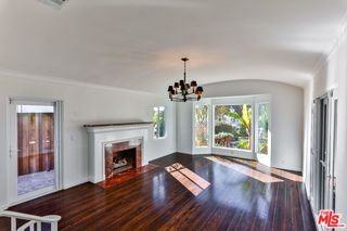 2036 Linnington Ave - Photo 2 of 8