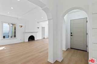 900 S Wooster St #1 - Photo 5 of 8
