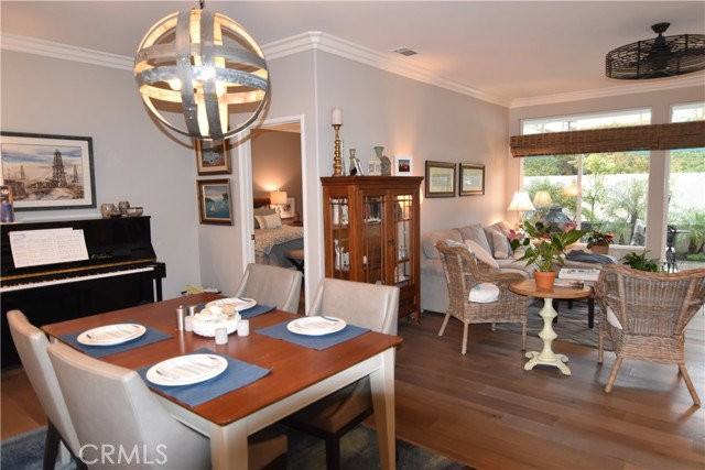 21662 Paseo Maravia - Photo 2 of 8