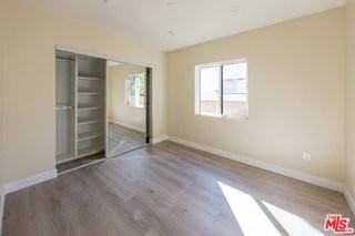 15505 Saticoy St - Photo 6 of 8