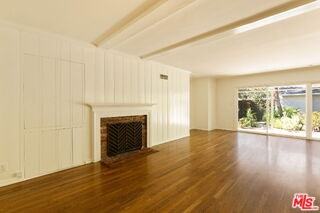 5863 Alcove Ave - Photo 3 of 8