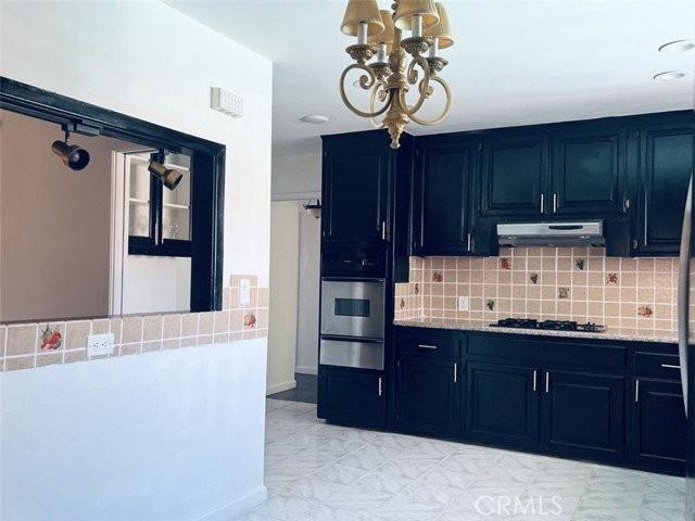 431 E Michelle St - Photo 4 of 5