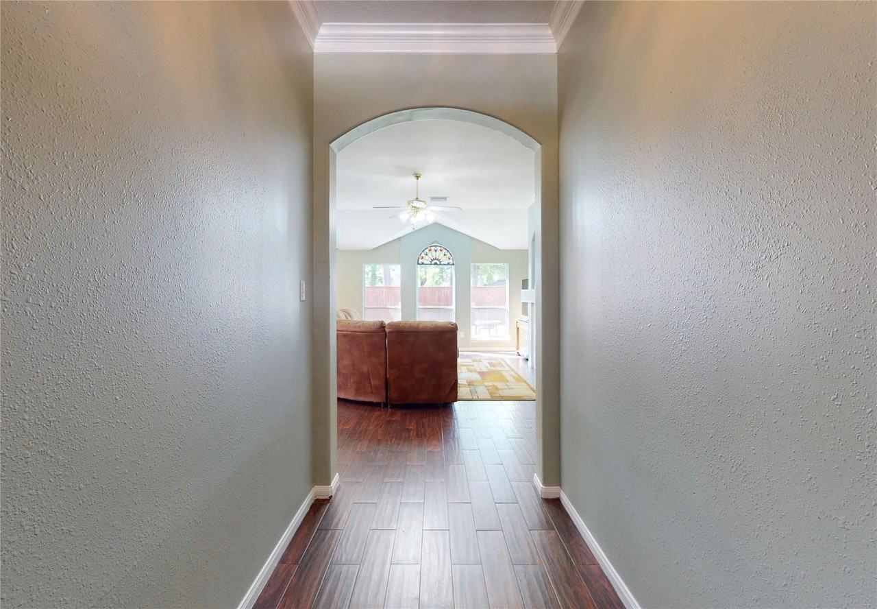 Knollwood Trl - Photo 2 of 8