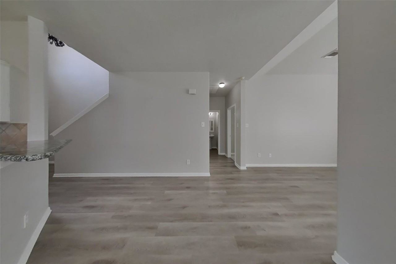 Postwood Glen Ln - Photo 4 of 8