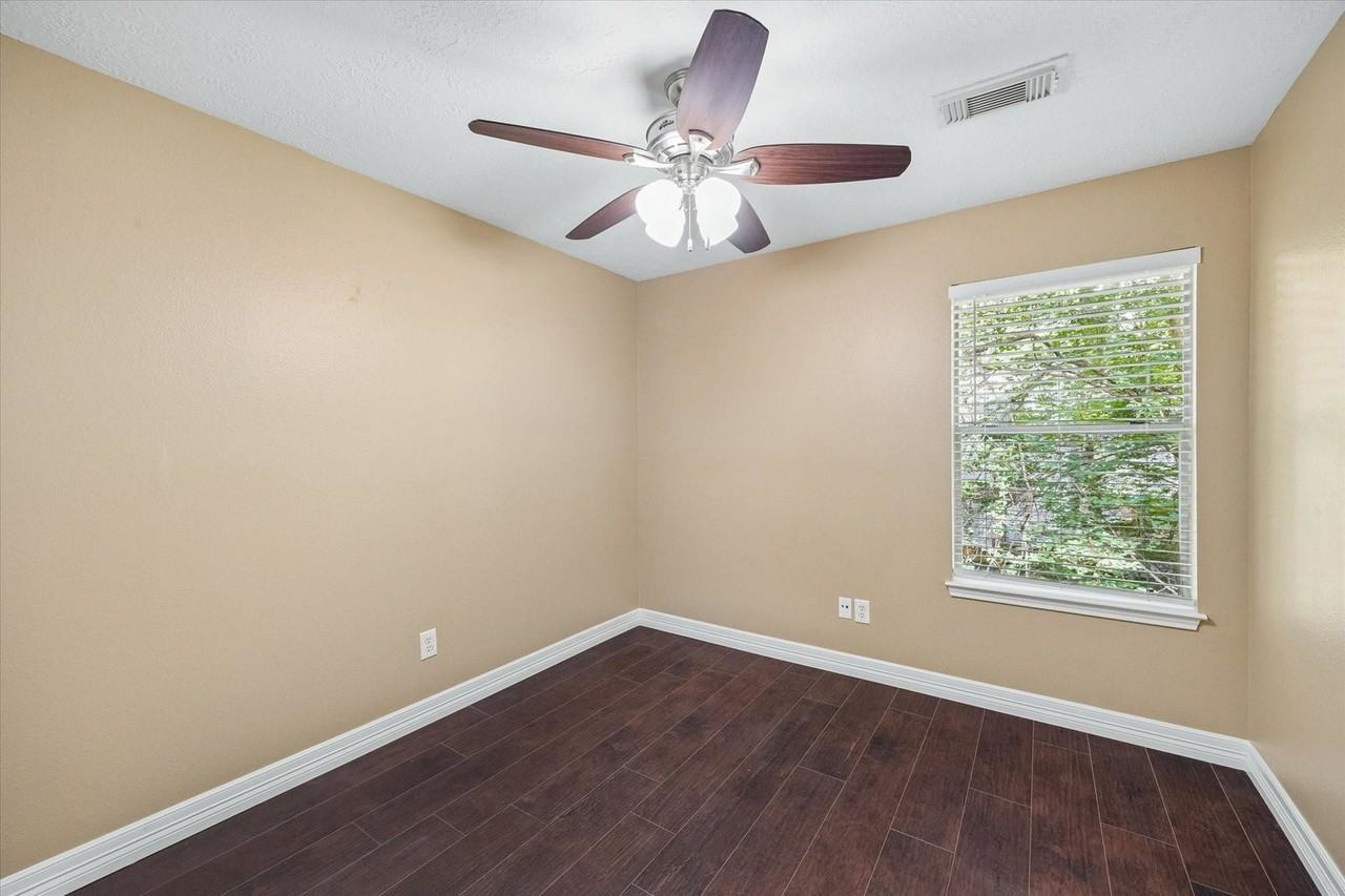 E Willowwood Ct - Photo 3 of 8