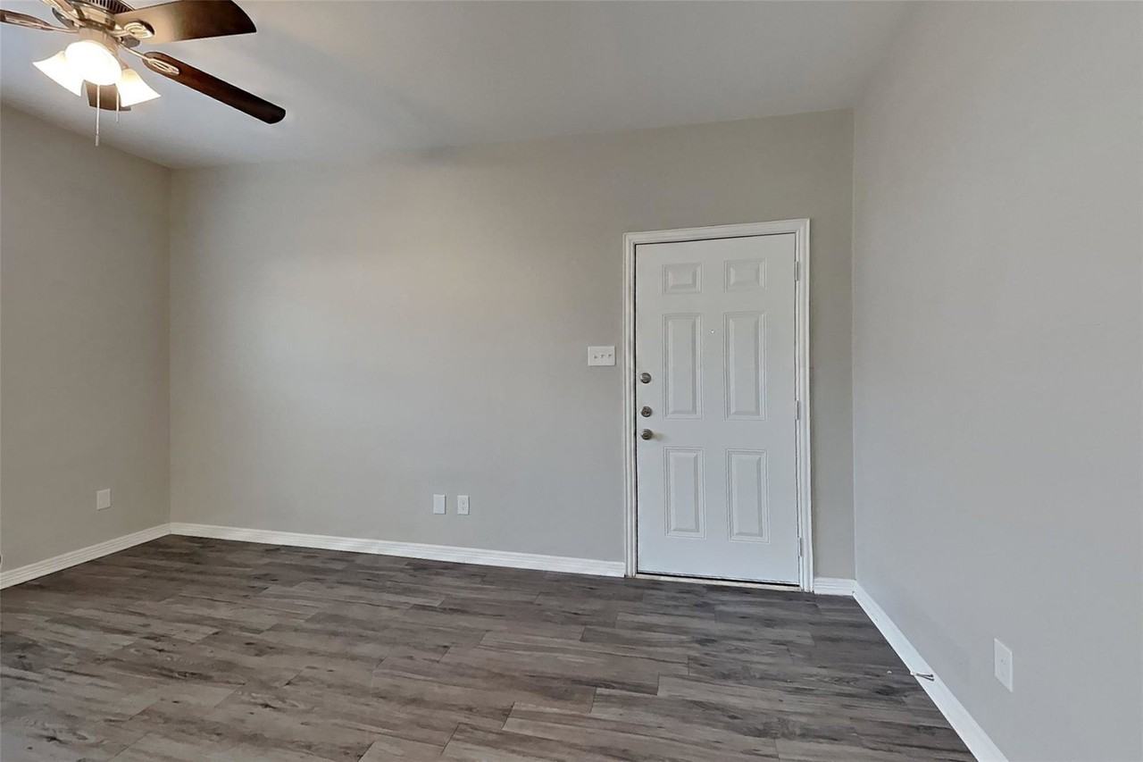 10030 Sweet Olive Way - Photo 6 of 8