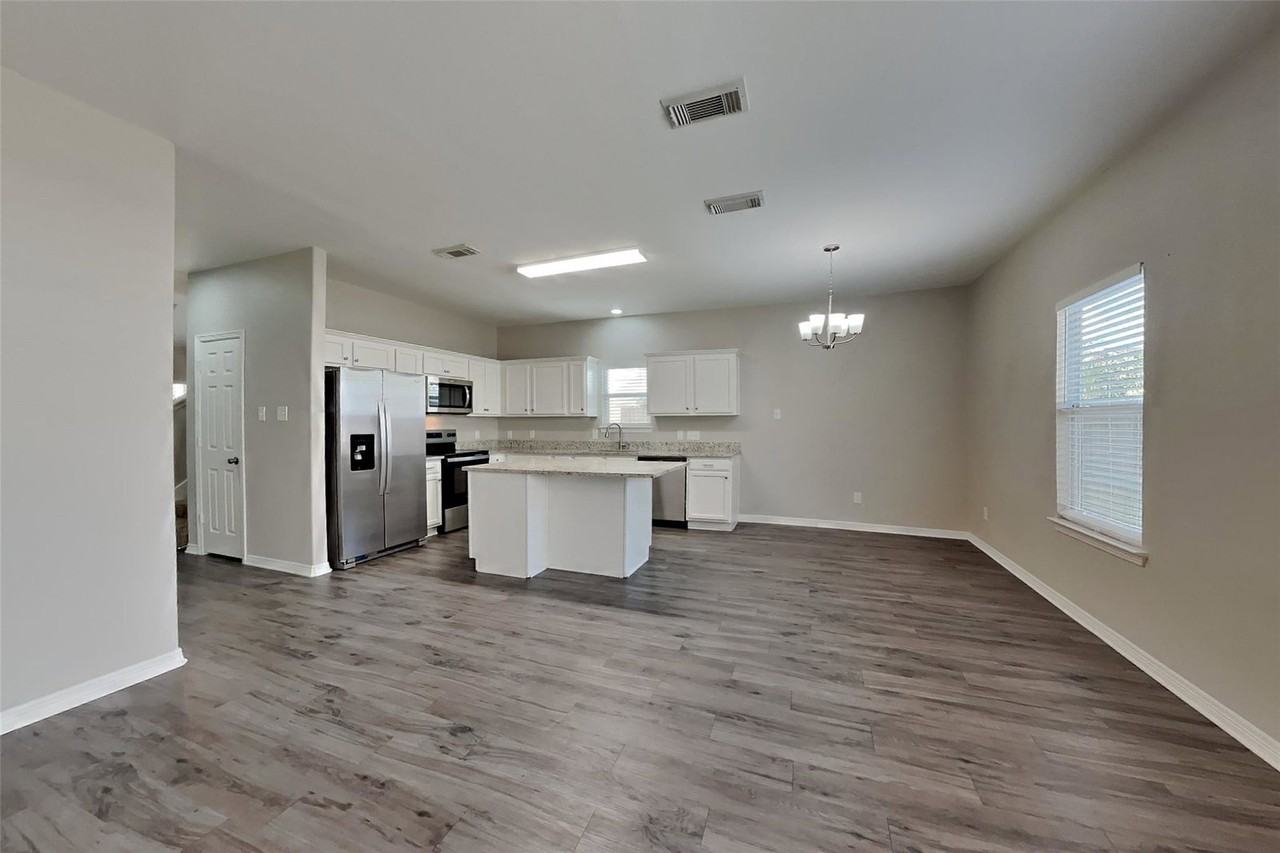 10030 Sweet Olive Way - Photo 7 of 8