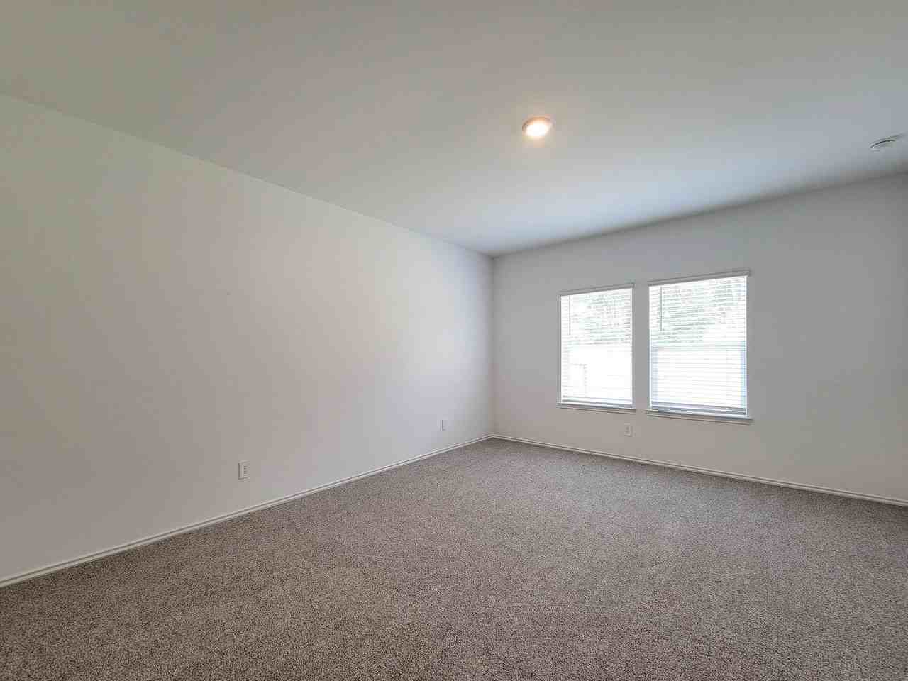 Upper Gardenia Ln - Photo 7 of 8