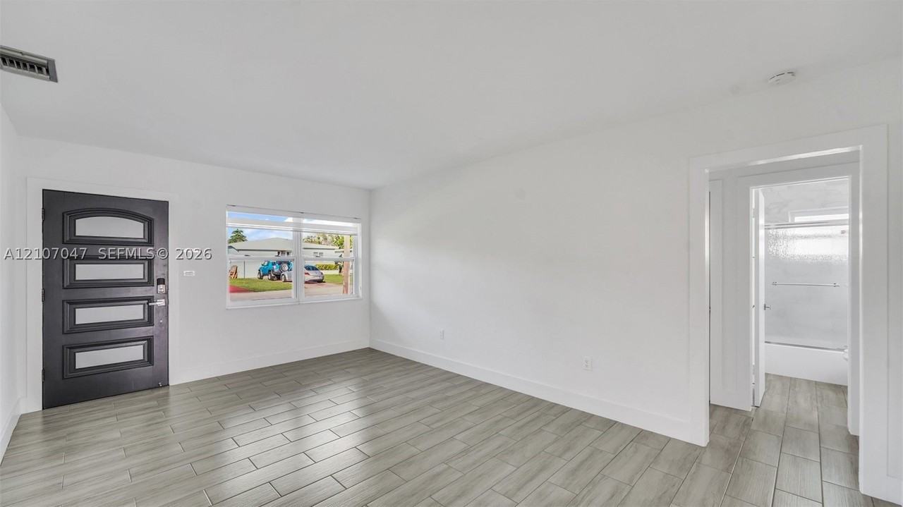 7290 Sw 34th Street Rd - Photo 3 of 43