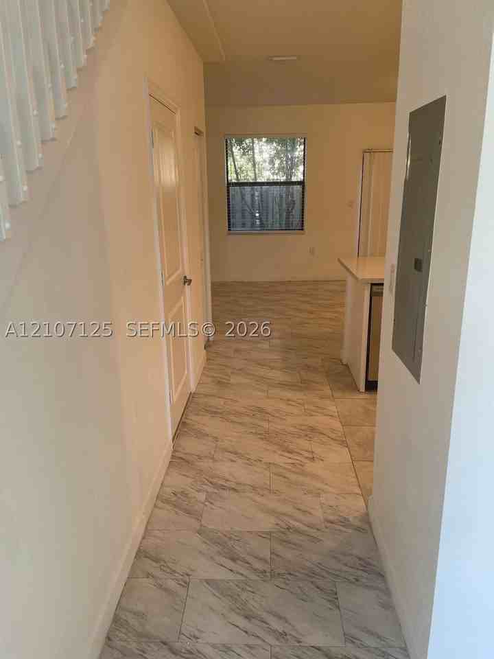 382 Ne 208th Ter #382 - Photo 4 of 17