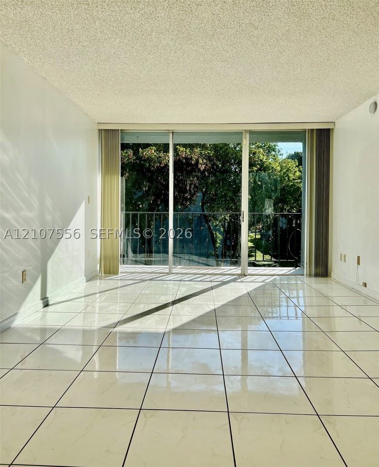 8821 W Flagler St #306 - Photo 4 of 20