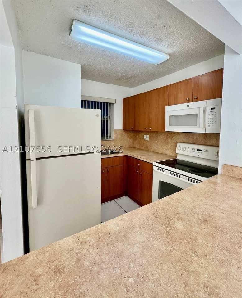 8821 W Flagler St #306 - Photo 7 of 20
