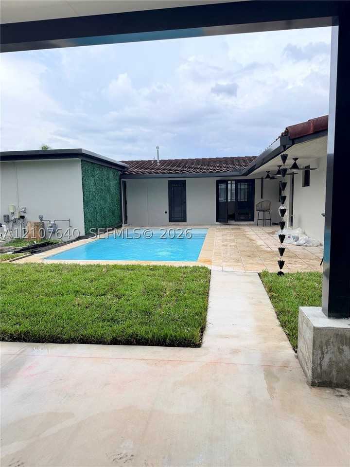 10790 Sw 57th Ter - Photo 4 of 4