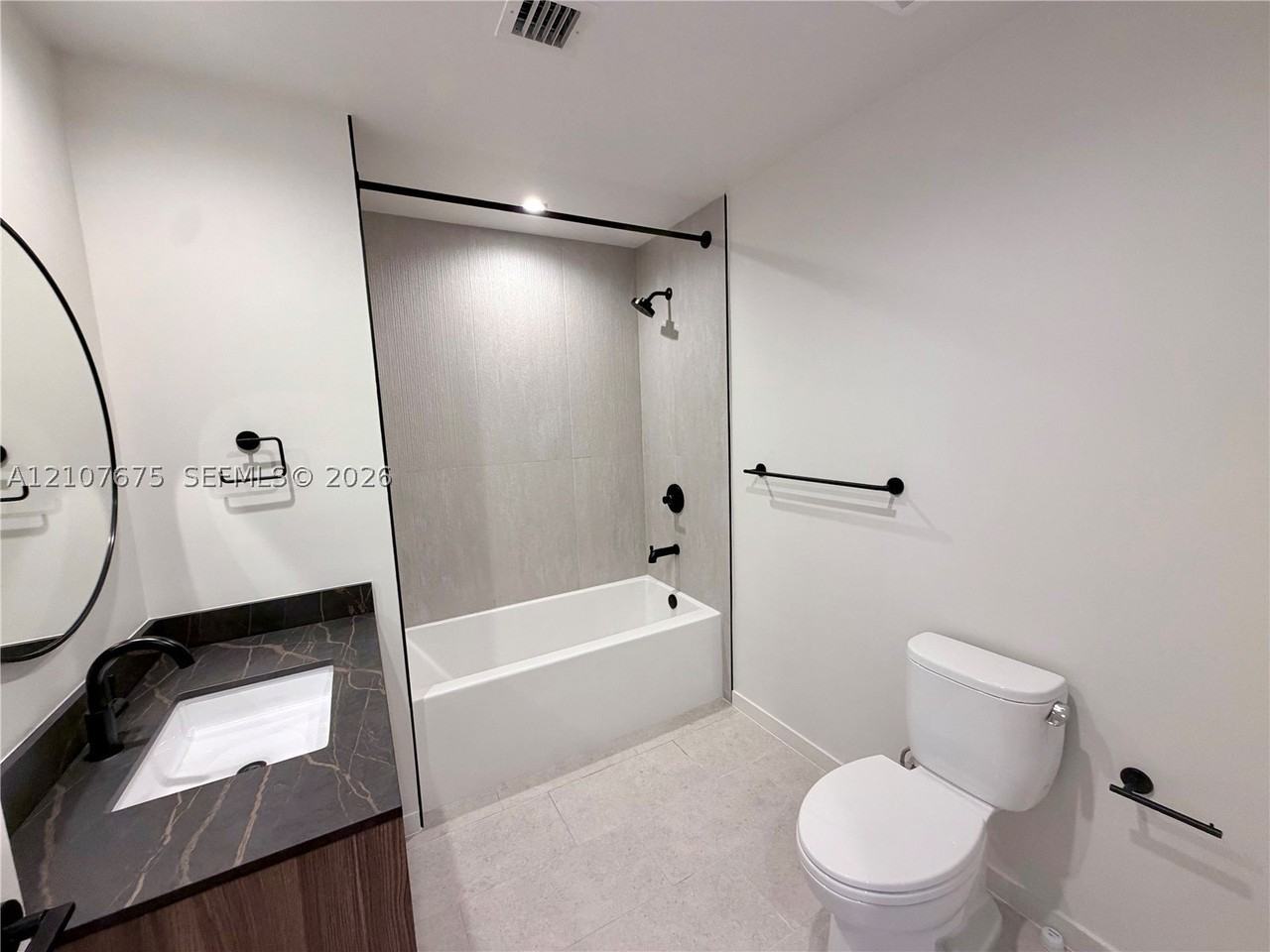 13899 Biscayne Blvd #1113 - Photo 6 of 10