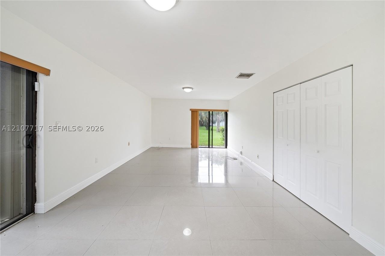 11000 Sw 112th Ave #11000 - Photo 2 of 16
