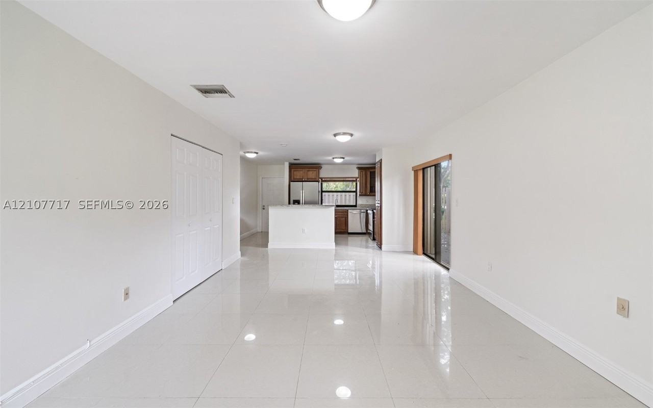 11000 Sw 112th Ave #11000 - Photo 3 of 16
