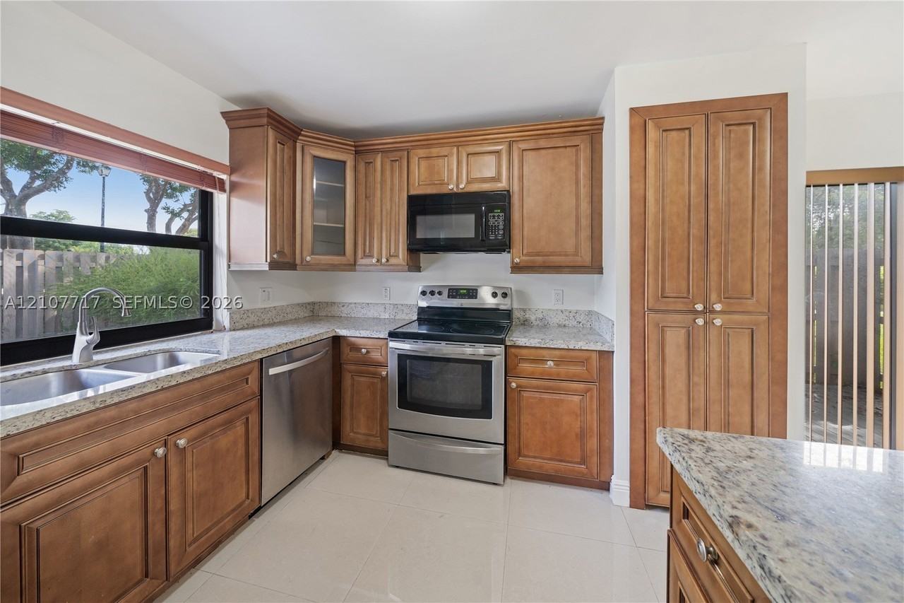 11000 Sw 112th Ave #11000 - Photo 4 of 16