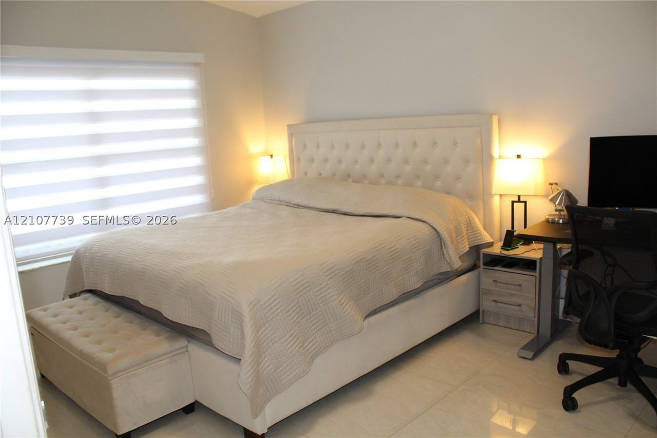 16284 Sw 100th Ter - Photo 6 of 18