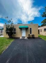 1670 Harding St #B - Photo 1 of 1