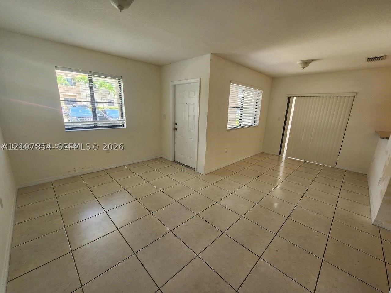 22631 Sw 88th Pl #15-18 - Photo 4 of 7