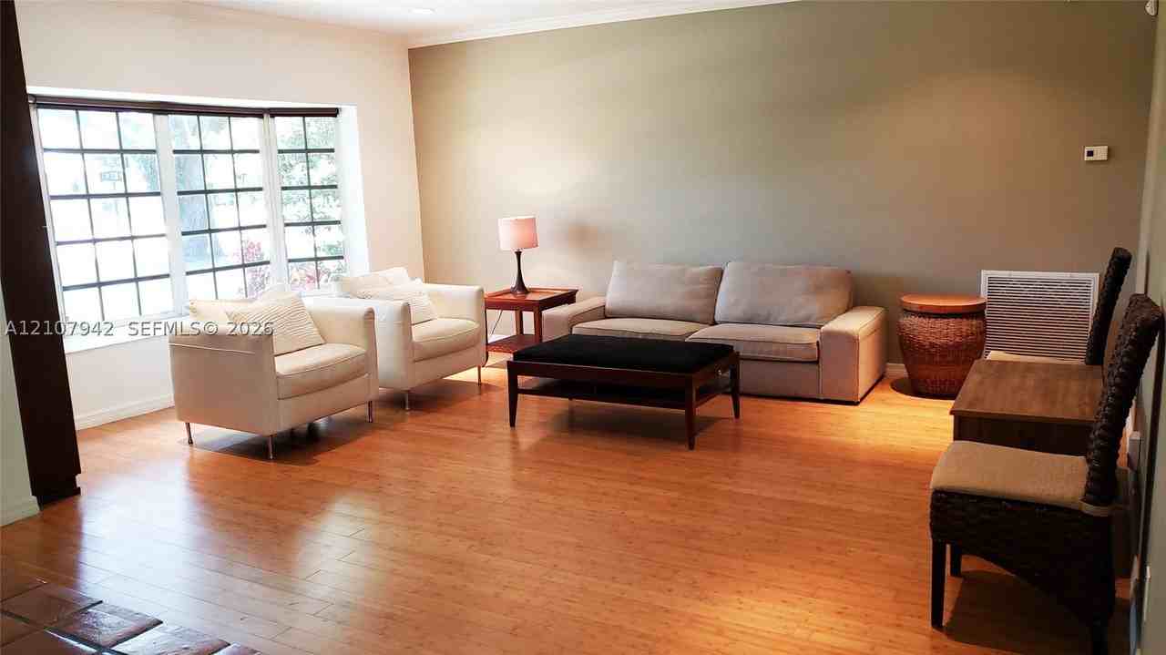 7481 Sw 158th Ter - Photo 3 of 36