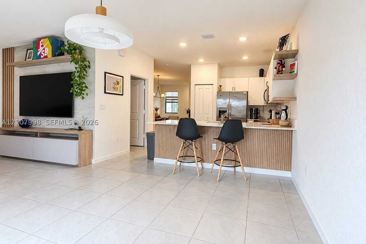 23471 Sw 129th Ave - Photo 5 of 25