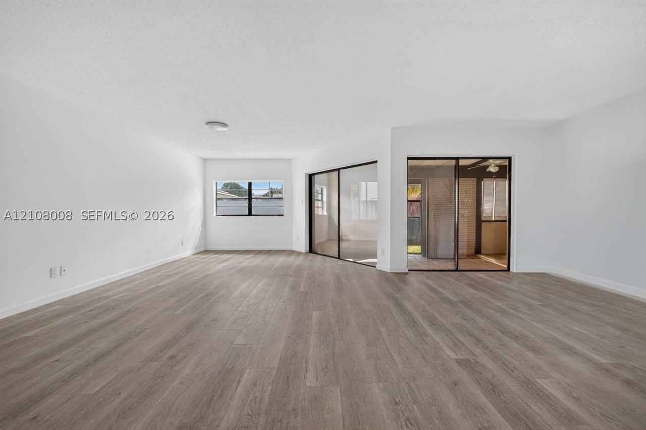 16708 Sw 5th Way - Photo 5 of 23