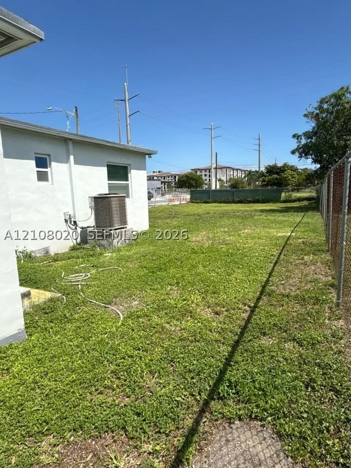 620 Nw 1st Ave - Photo 2 of 12