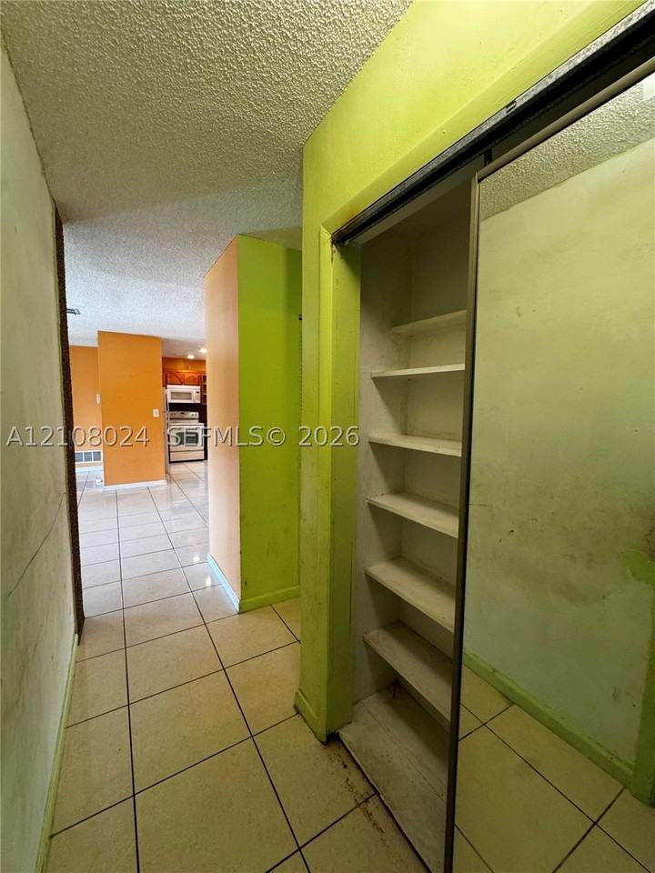 1251 Nw 190th St #A - Photo 5 of 6