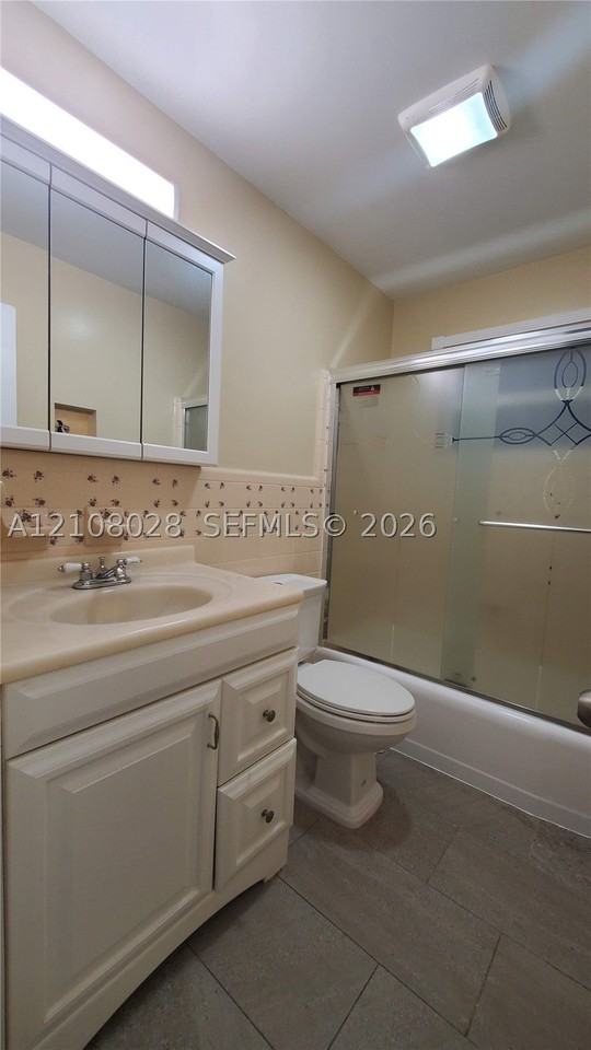 312 9th Ave N #2 - Photo 5 of 17