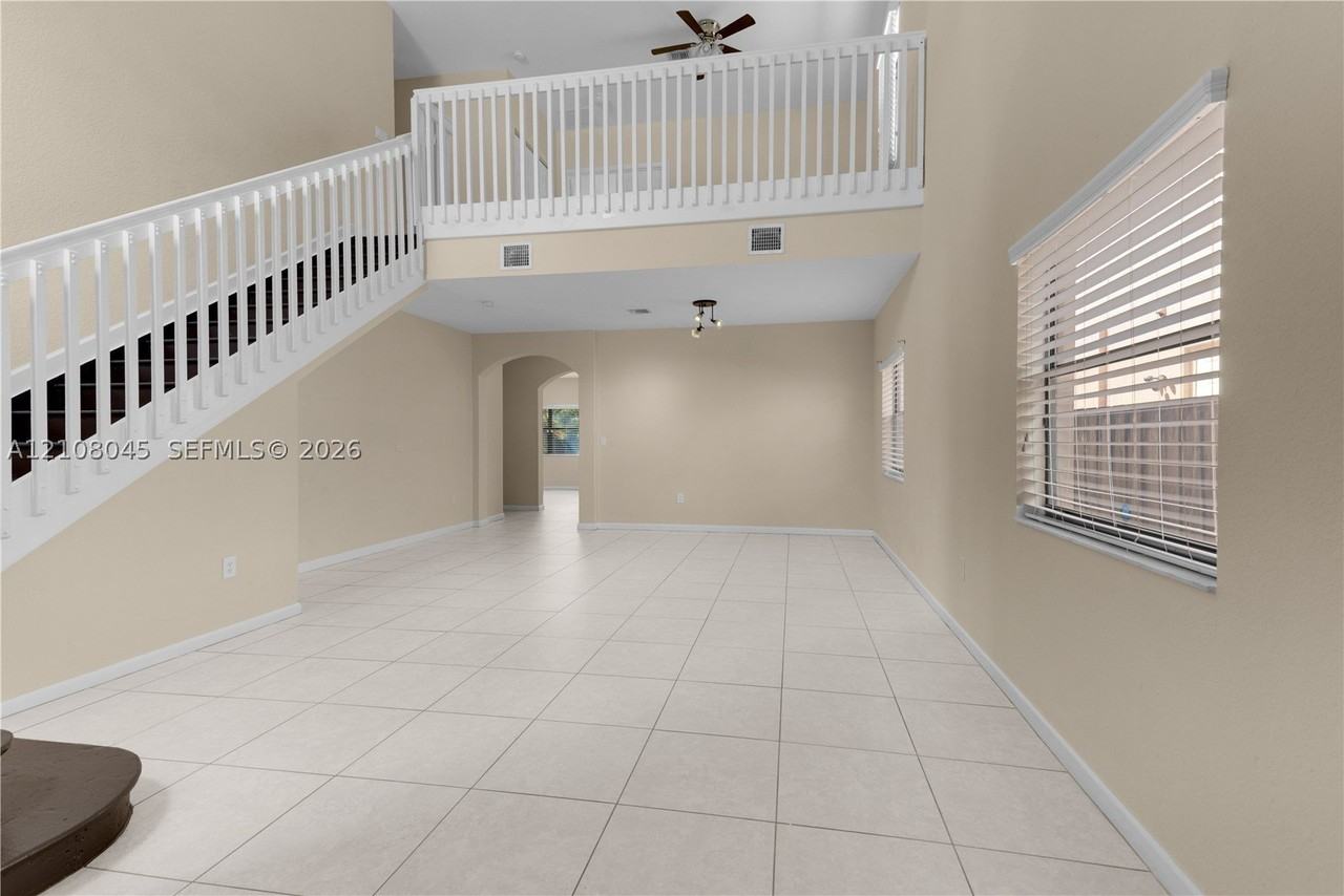 11358 Sw 243rd Ter - Photo 6 of 44
