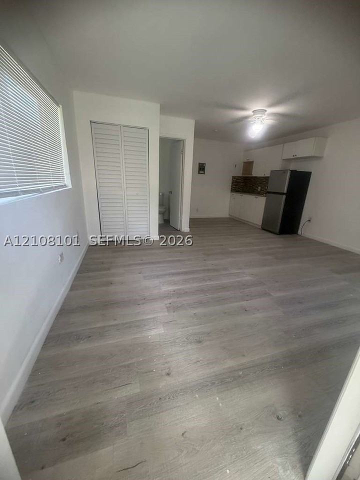 6318 Buchanan St #2 - Photo 6 of 9