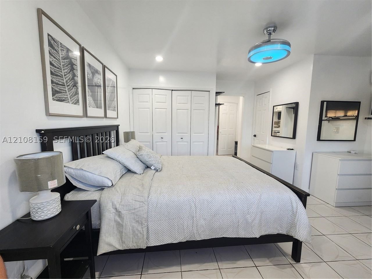 2401 Sw 87th Ave #A - Photo 4 of 44
