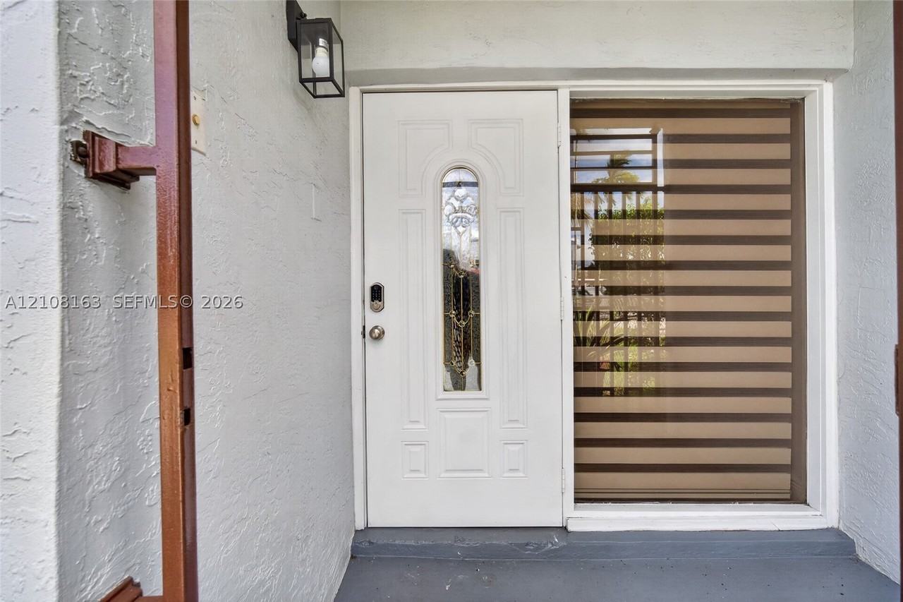 11510 Sw 5th St #1 - Photo 3 of 22