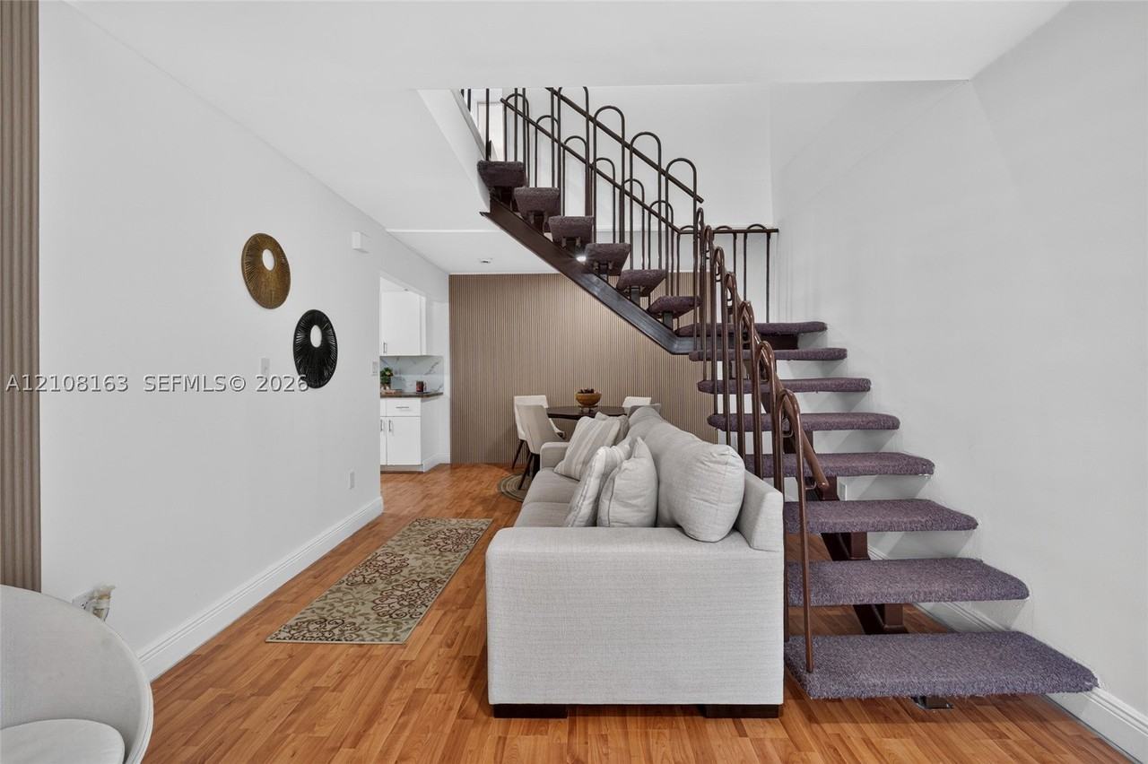 11510 Sw 5th St #1 - Photo 6 of 22