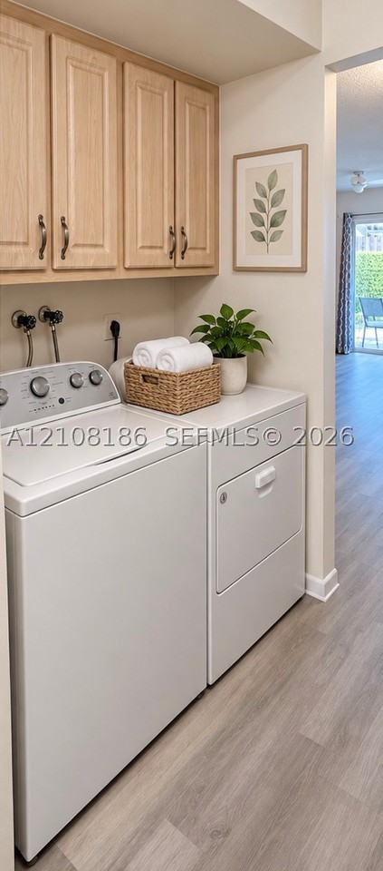 3007 Nw 68th St #9C - Photo 5 of 6