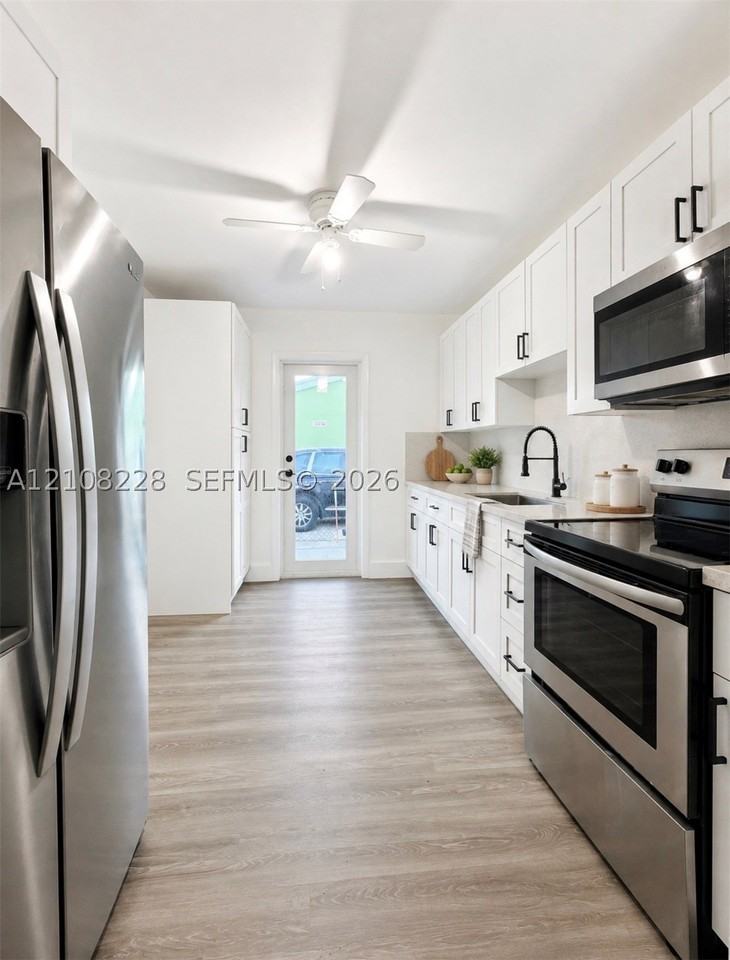 1035 Atlantic Ave #1035 - Photo 7 of 15
